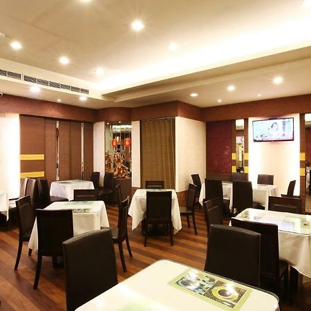 Hua Du Hotel Csilung Kültér fotó