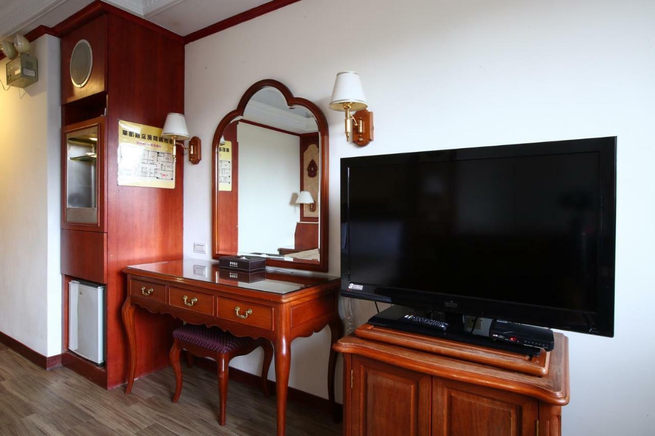Hua Du Hotel Csilung Kültér fotó