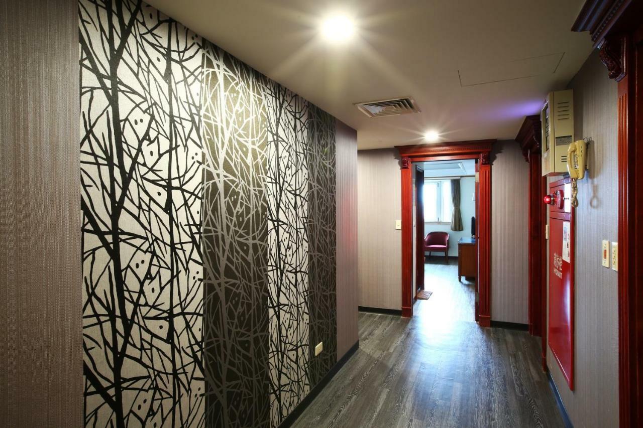 Hua Du Hotel Csilung Kültér fotó