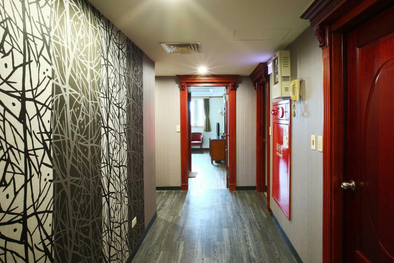 Hua Du Hotel Csilung Kültér fotó
